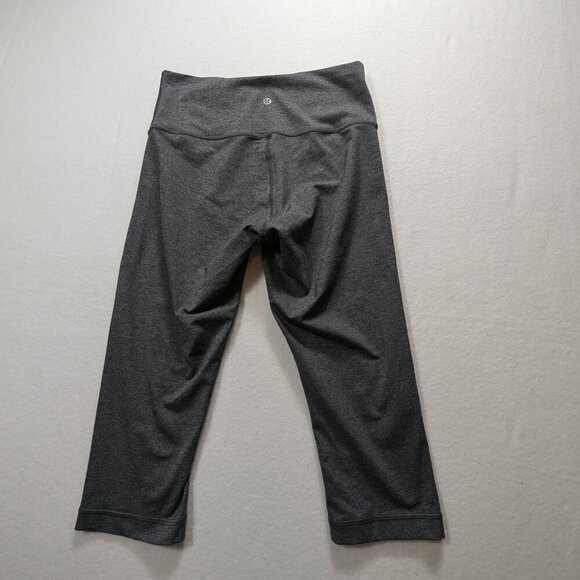 Lulu Lemon Leggings Size 8 Gray Color - Picture 2 of 8